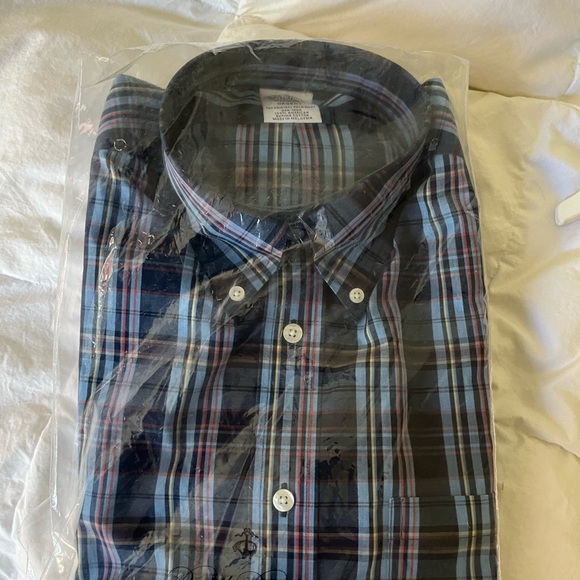 Brooks Brothers Other - NWT Brooks Brothers Regent Shirt - Plaid - Size Medium